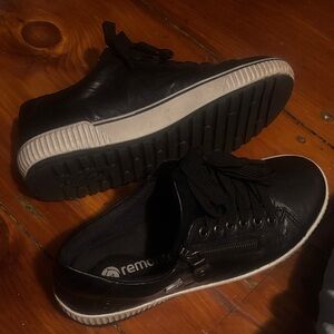 Remonte Black Leather Men's Sneakers
